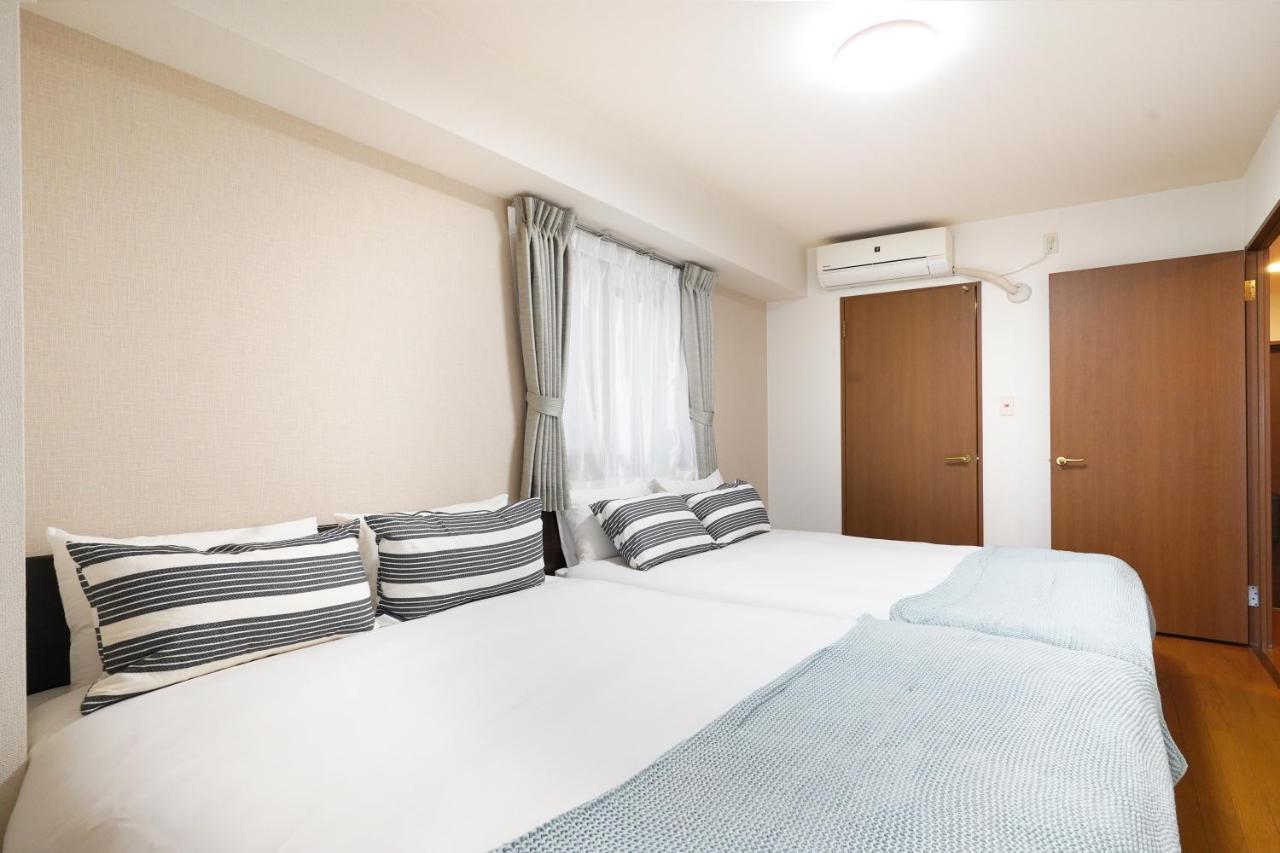 Dio Higashi Shinsaibashi Apartment Osaka Bagian luar foto