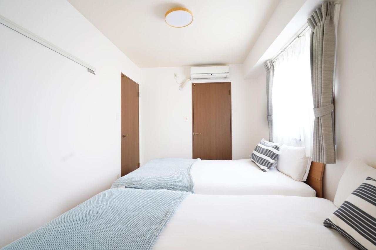 Dio Higashi Shinsaibashi Apartment Osaka Bagian luar foto