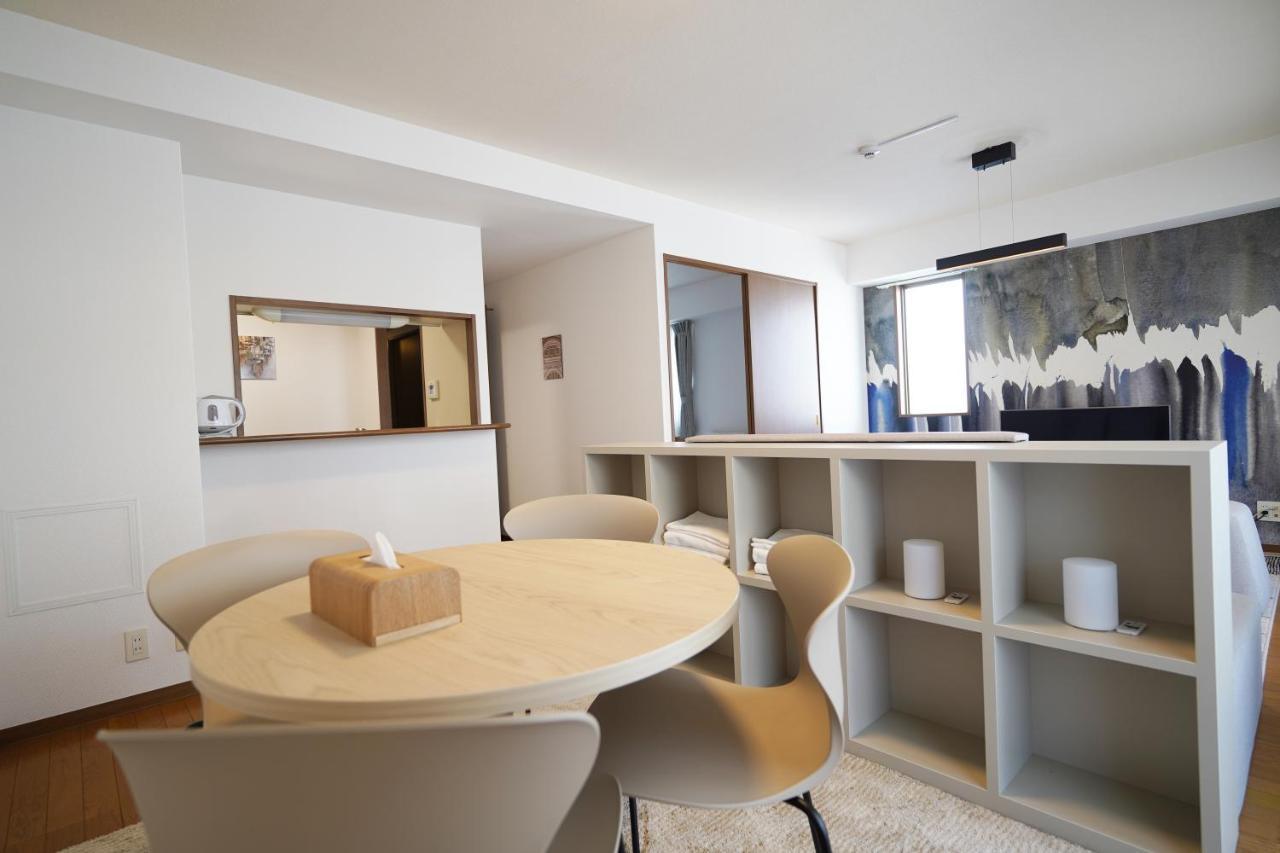 Dio Higashi Shinsaibashi Apartment Osaka Bagian luar foto