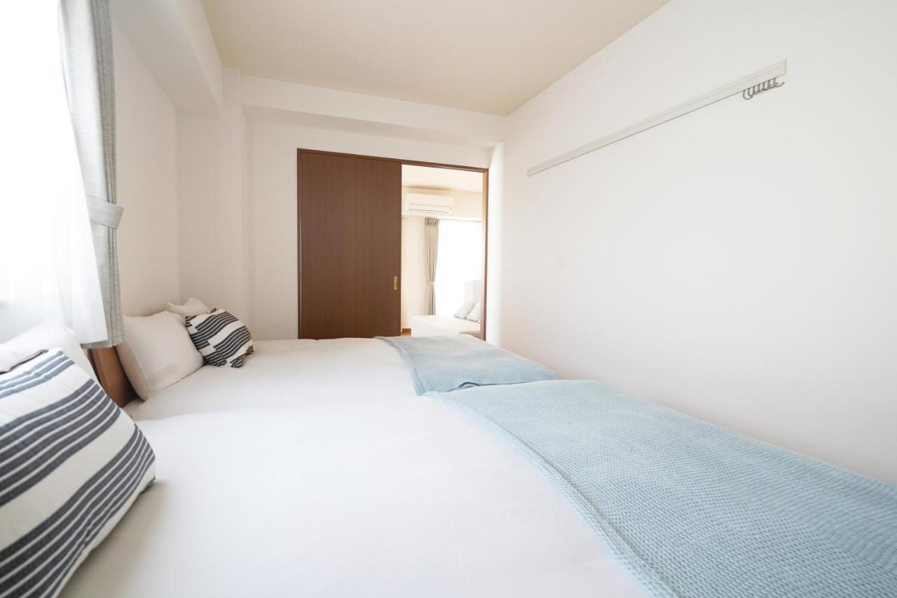 Dio Higashi Shinsaibashi Apartment Osaka Bagian luar foto