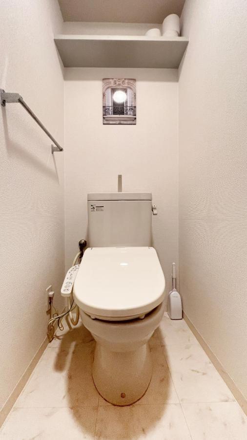 Dio Higashi Shinsaibashi Apartment Osaka Bagian luar foto