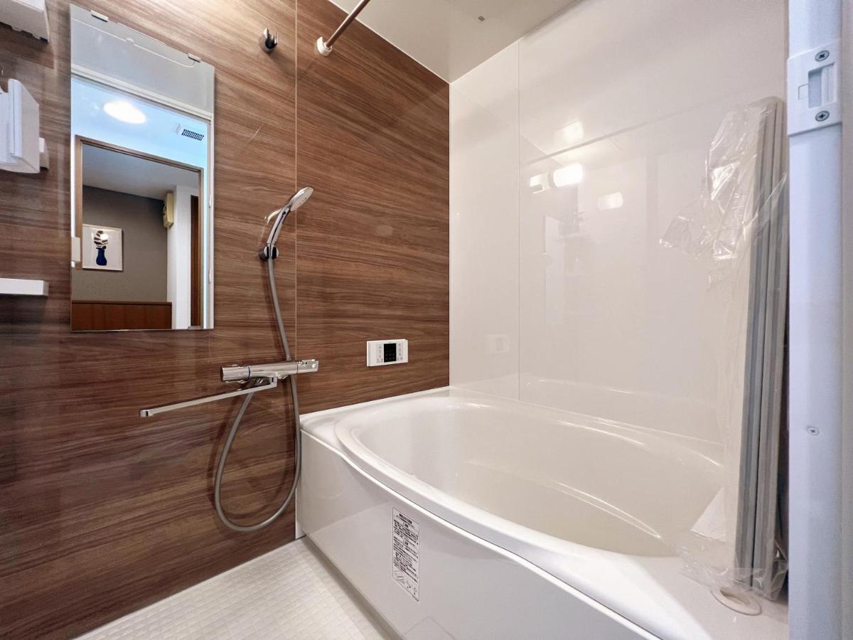 Dio Higashi Shinsaibashi Apartment Osaka Bagian luar foto