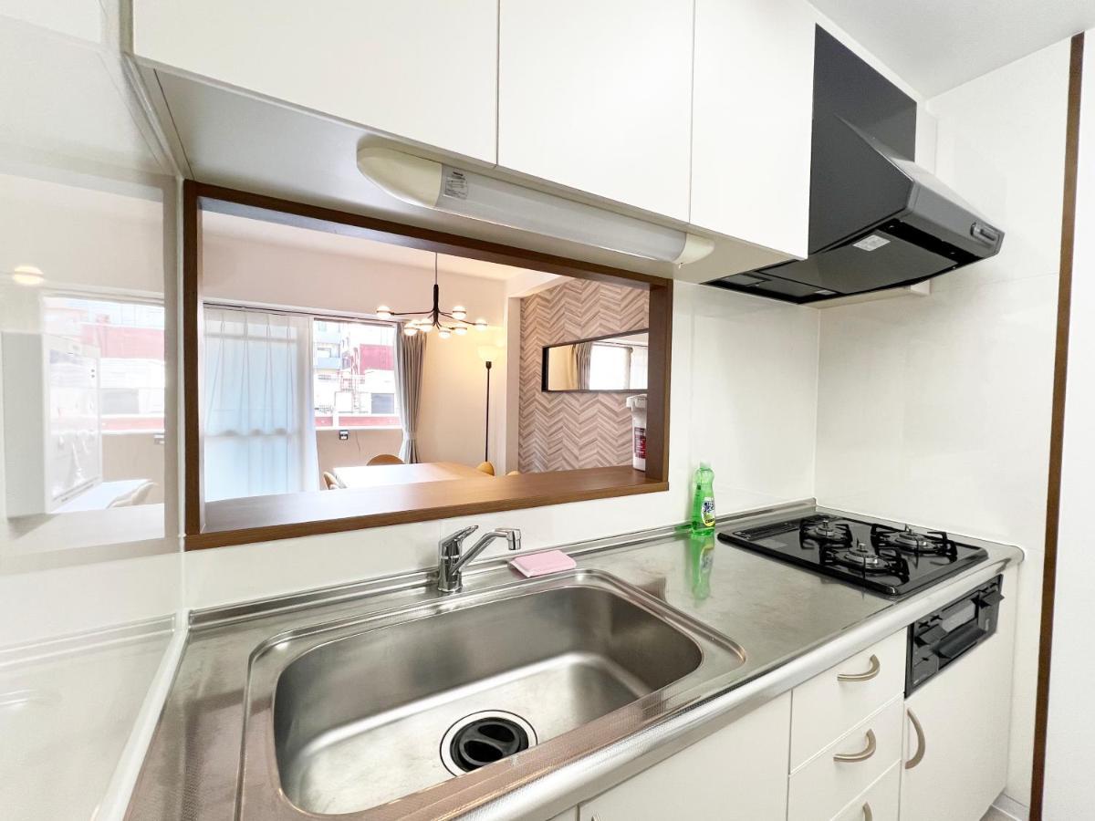 Dio Higashi Shinsaibashi Apartment Osaka Bagian luar foto
