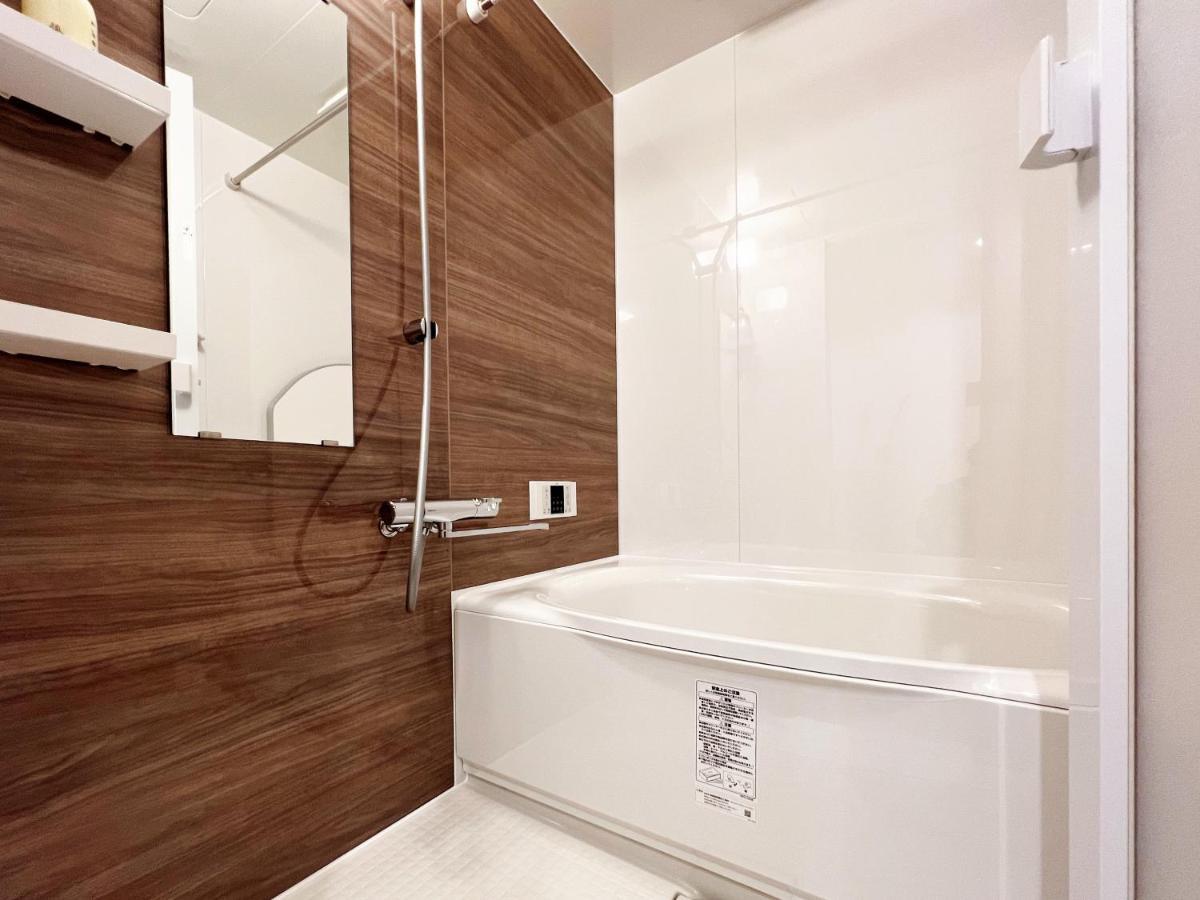 Dio Higashi Shinsaibashi Apartment Osaka Bagian luar foto