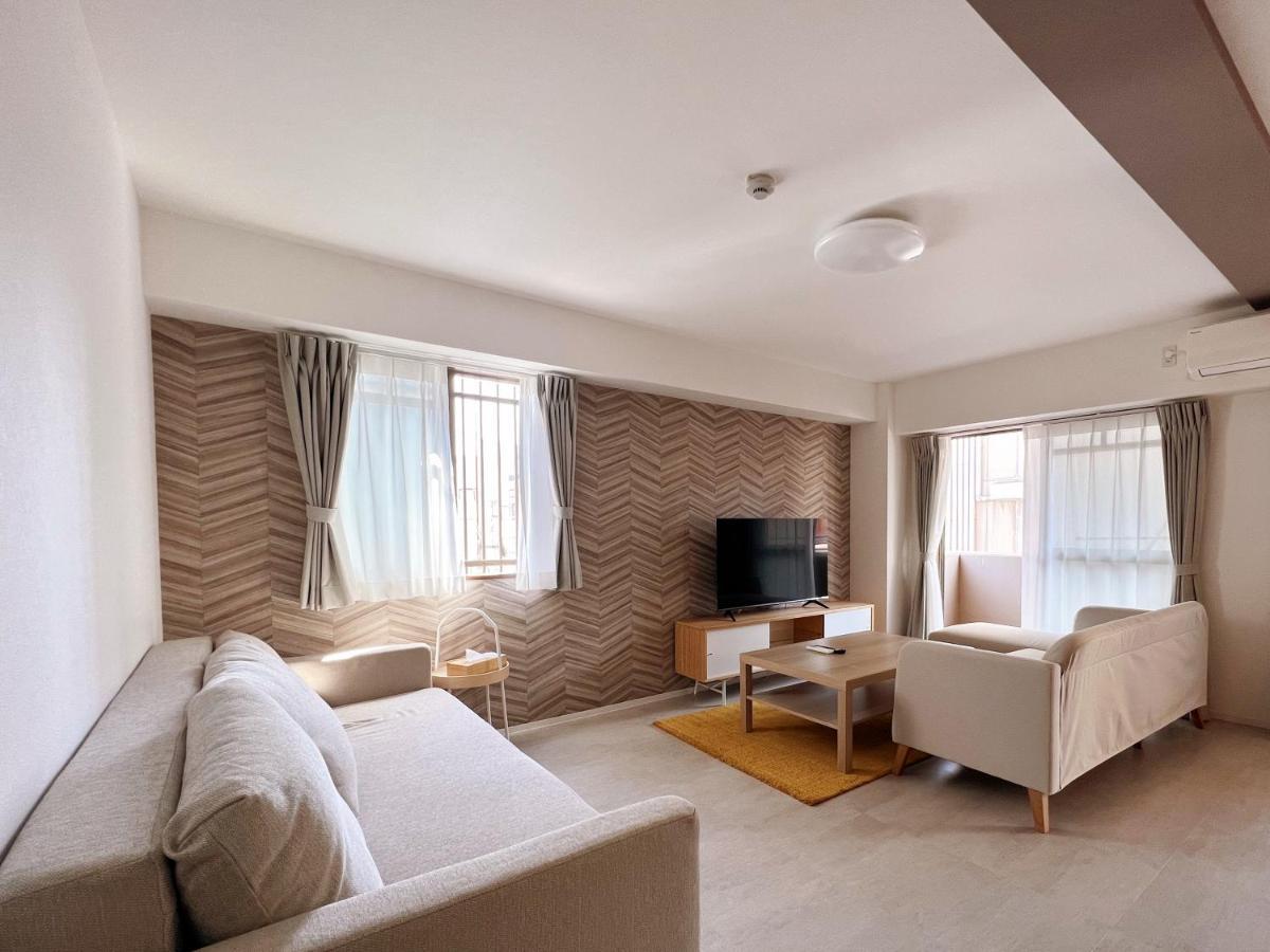 Dio Higashi Shinsaibashi Apartment Osaka Bagian luar foto
